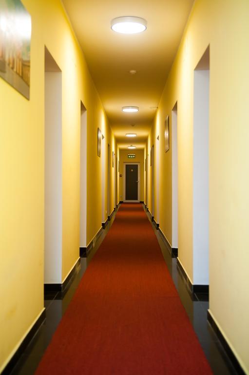 Aparthotel Christie Berlin Dış mekan fotoğraf